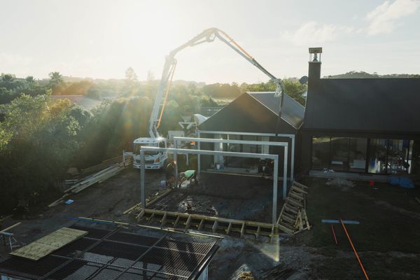 Outdoor Living & Pool — Renovation — photo 3