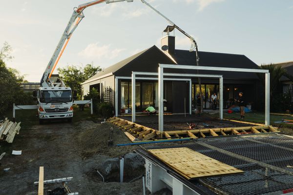 Outdoor Living & Pool — Renovation — photo 6