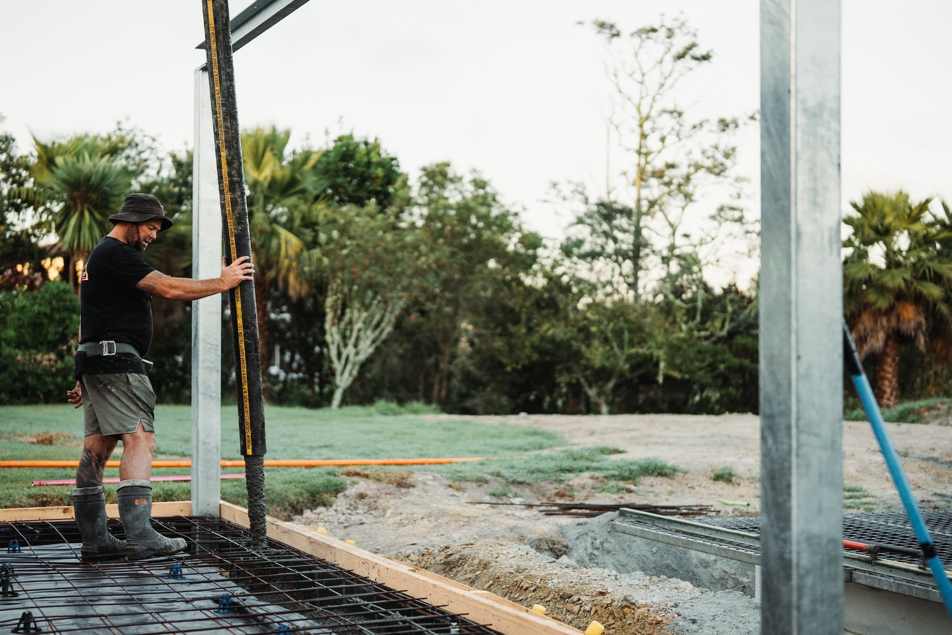 Outdoor Living & Pool - Renovation - photo 7