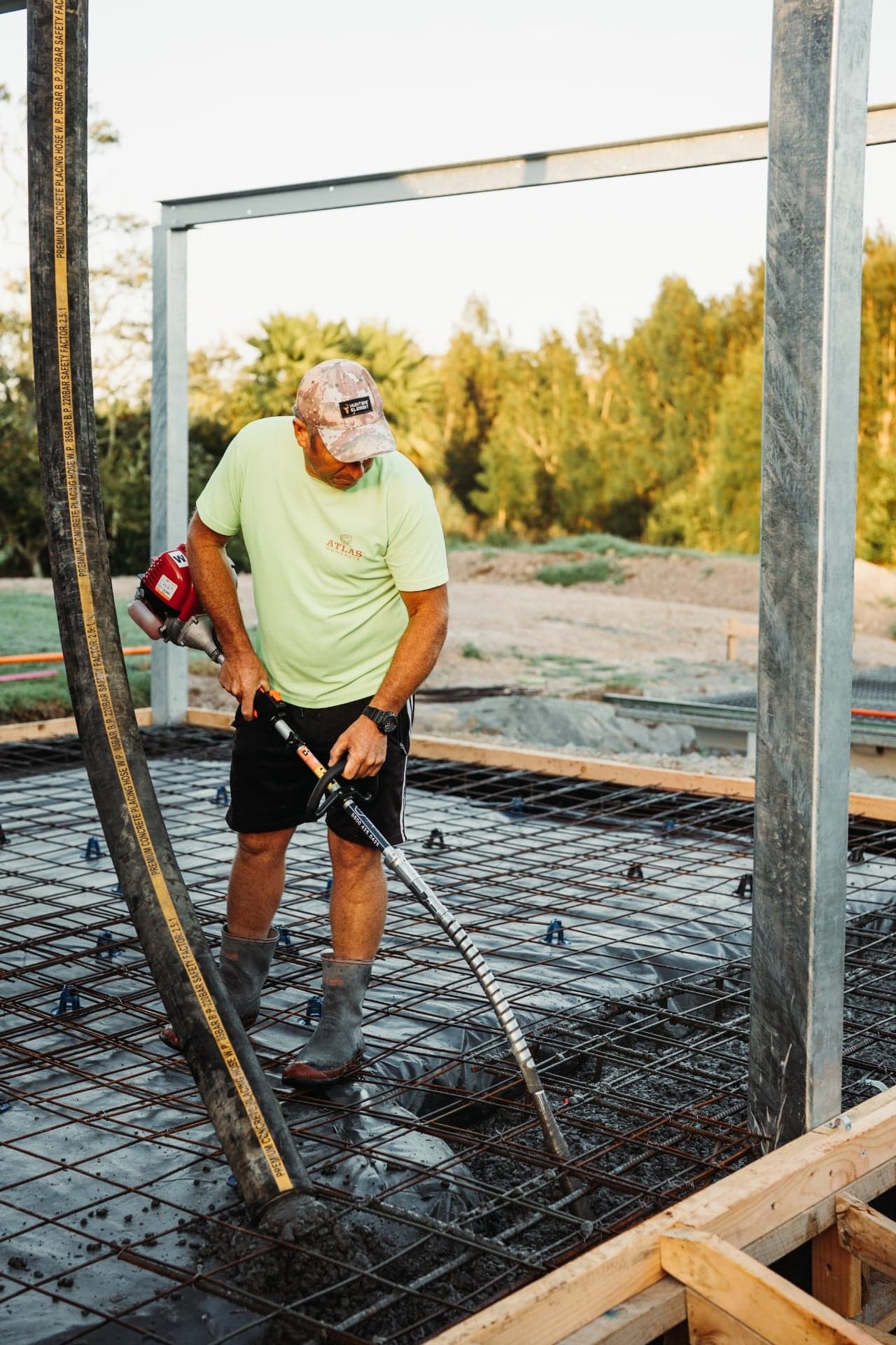 Outdoor Living & Pool - Renovation - photo 10