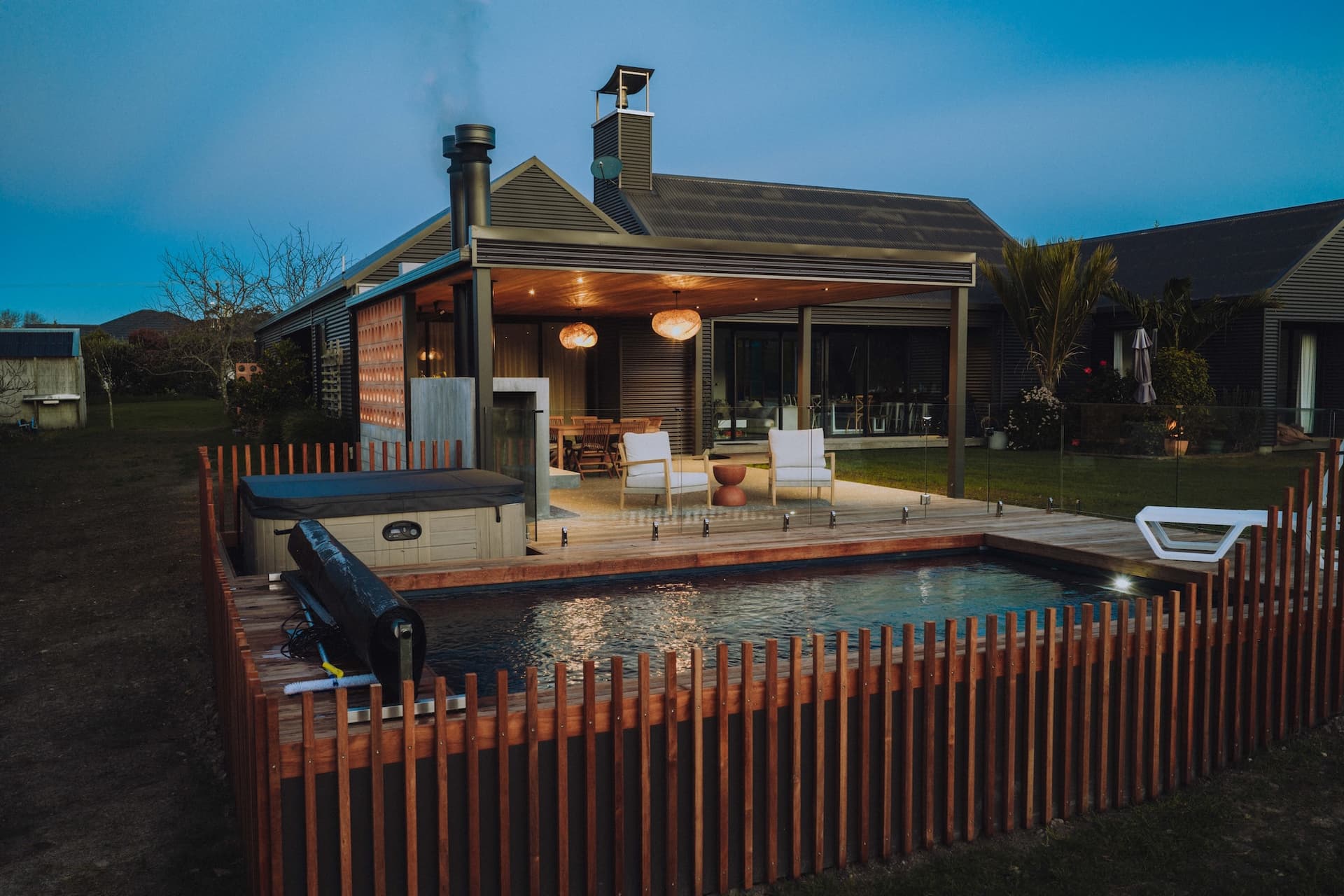 Outdoor Living & Pool - Renovation - photo 6