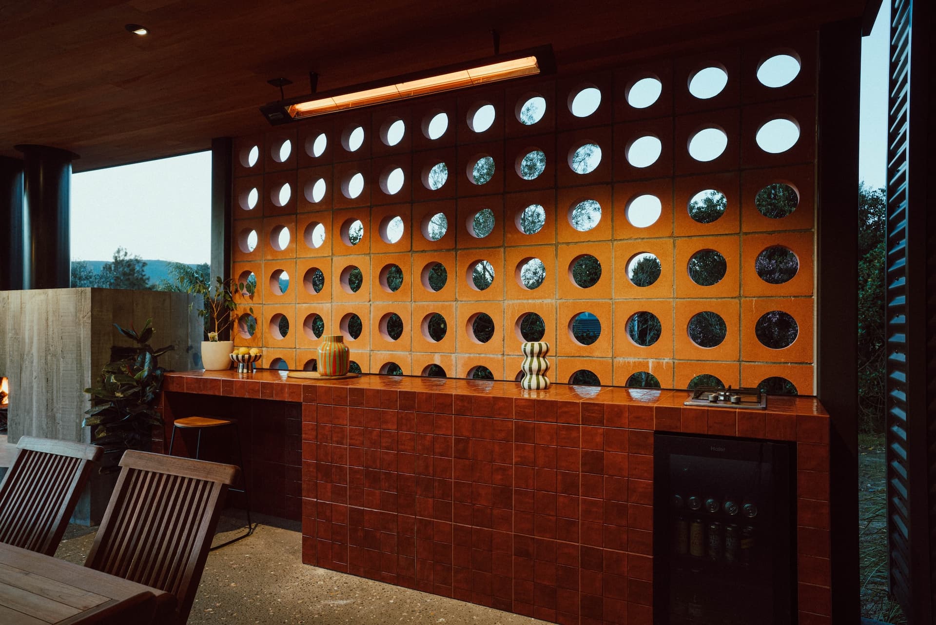 Outdoor Living & Pool - Renovation - photo 9